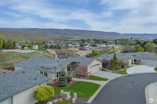 586 Canyon Dr, East Wenatchee, WA 98802 - Photo 3