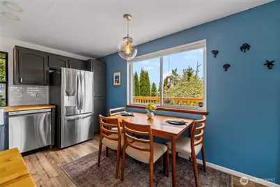 407 NE 4th Street, Coupeville, WA 98239 - Photo 3
