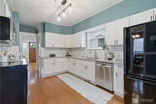 1031 N Steele St, Tacoma, WA 98406 - Photo 11