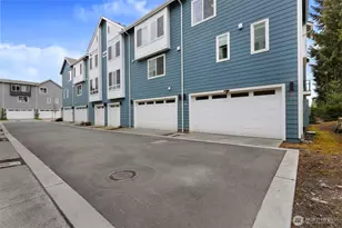 6633 NE 188th Ct, Kenmore, WA 98028 - Photo 35