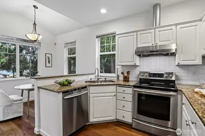 9834 NE 130th Place, Kirkland, WA 98034 - Photo 9