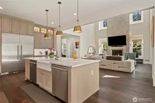 811 245th Pl NE, Sammamish, WA 98074 - Photo 13