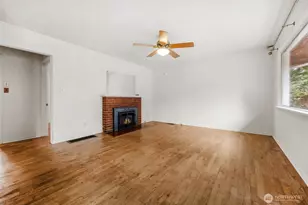 11524 32nd Ave NE, Seattle, WA 98125 - Photo 5