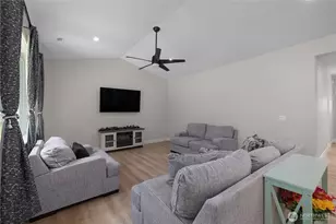 17 Ellen Ln, Elma, WA 98541 - Photo 9
