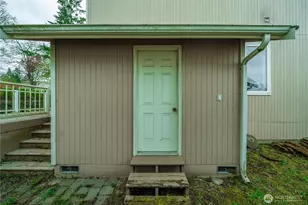 10517 Farwest Ct SE, Yelm, WA 98597 - Photo 21