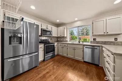 10517 Farwest Court SE, Yelm, WA 98597 - Photo 3