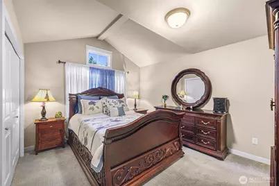 10082 240th Avenue NE, Redmond, WA 98053 - Photo 33