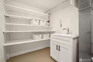 5119 Meridian Ave N, Seattle, WA 98103 - Photo 27