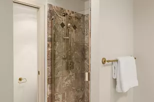 18316 NE 133rd St, Redmond, WA 98052 - Photo 15