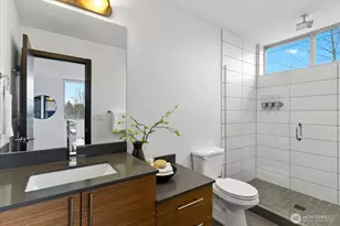 206 22nd Ave, Seattle, WA 98122 - Photo 17