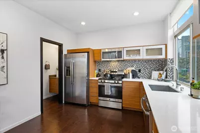 206 22nd Avenue #A, Seattle, WA 98122 - Photo 11