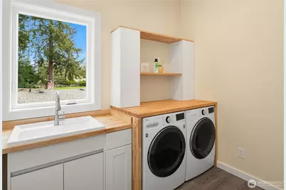 14614 SE 20th Street, Bellevue, WA 98007 - Photo 27