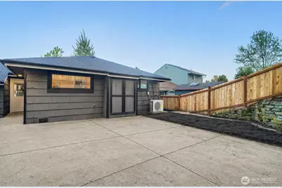 9321 Renton Avenue S, Seattle, WA 98118 - Photo 21