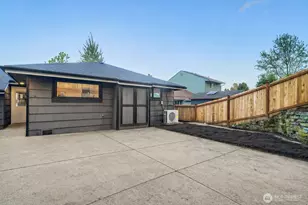 9321 Renton Ave S, Seattle, WA 98118 - Photo 21