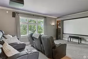 13730 Main St, Bellevue, WA 98005 - Photo 25