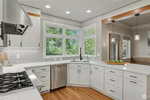 13730 Main St, Bellevue, WA 98005 - Photo 11