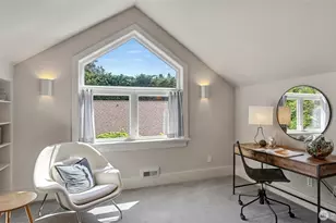 13730 Main St, Bellevue, WA 98005 - Photo 27