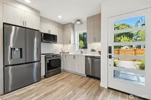 9020 13th Ave NW, Seattle, WA 98117 - Photo 13