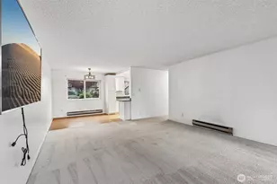 8823 Holly Dr, Everett, WA 98208 - Photo 9