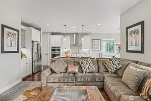 9779 Prospect Pl, Gig Harbor, WA 98332 - Photo 7