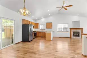 223 Milton St, Bellingham, WA 98229 - Photo 9