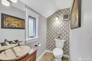 2635 46th Ave SW, Seattle, WA 98116 - Photo 15