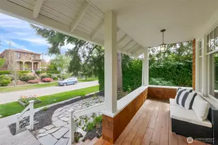 2635 46th Ave SW, Seattle, WA 98116 - Photo 3