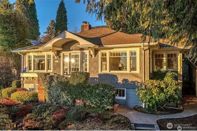 707 Lake Washington Boulevard S, Seattle, WA 98144 - Photo 1