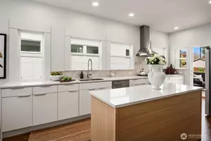 5023 SW Prince St, Seattle, WA 98116 - Photo 17