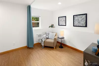 9219 Stone Avenue N, Seattle, WA 98103 - Photo 21