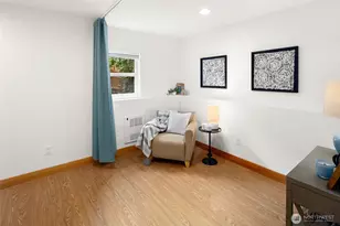 9219 Stone Ave N, Seattle, WA 98103 - Photo 21