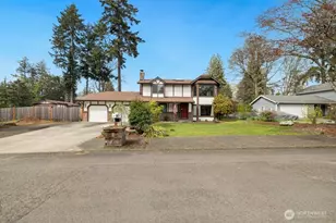 6423 76th St Ct W, Lakewood, WA 98499 - Photo 3