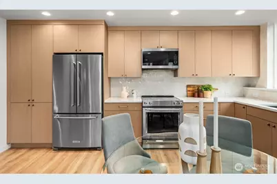 2509 N 42nd Street, Seattle, WA 98103 - Photo 9