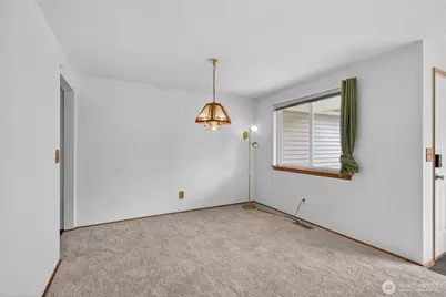 614 Violet Meadow Street S, Tacoma, WA 98444 - Photo 7