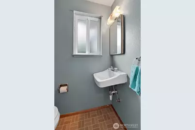 614 Violet Meadow Street S, Tacoma, WA 98444 - Photo 13