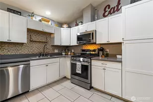 211 Polo Park Dr, Bellingham, WA 98229 - Photo 11