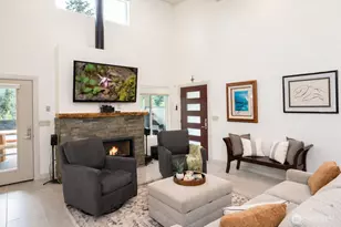 216 Huckleberry Hill Dr, Port Angeles, WA 98363 - Photo 3