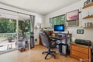 17209 W Riverside Dr, Bothell, WA 98011 - Photo 15