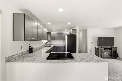 19910 119th Street E, Bonney Lake, WA 98391 - Photo 5