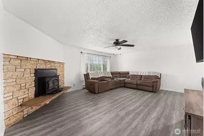 103 Hillcrest Drive, Elma, WA 98541 - Photo 11
