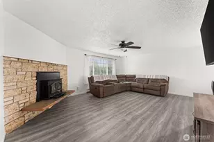 103 Hillcrest Dr, Elma, WA 98541 - Photo 11