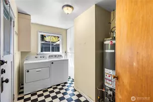 2701 NE 90th St, Seattle, WA 98115 - Photo 5