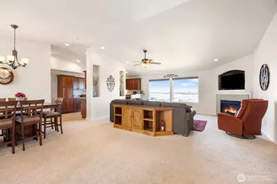 426 Viewmont Drive SE, Moses Lake, WA 98837 - Photo 9