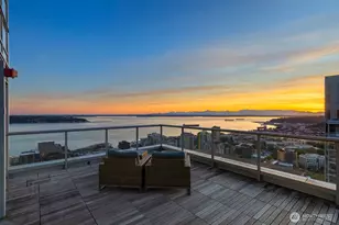 588 Bell St, Seattle, WA 98121 - Photo 33