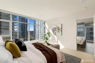 588 Bell St, Seattle, WA 98121 - Photo 17