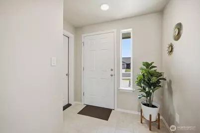 700 Regina Place, Grandview, WA 98930 - Photo 3