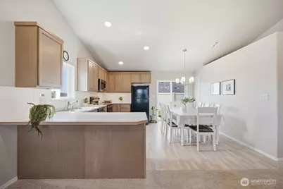 700 Regina Place, Grandview, WA 98930 - Photo 9