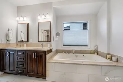 1411 Crestview Drive, Camano Island, WA 98282 - Photo 23