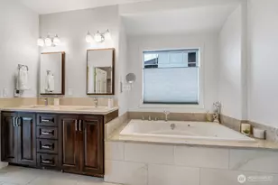 1411 Crestview Dr, Camano Island, WA 98282 - Photo 23