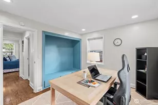 8250 Corliss Ave N, Seattle, WA 98103 - Photo 7